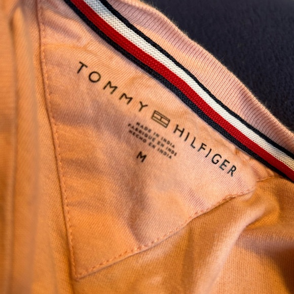 PINK TSHIRT // TOMMY HILFIGER - Picture 2 of 2
